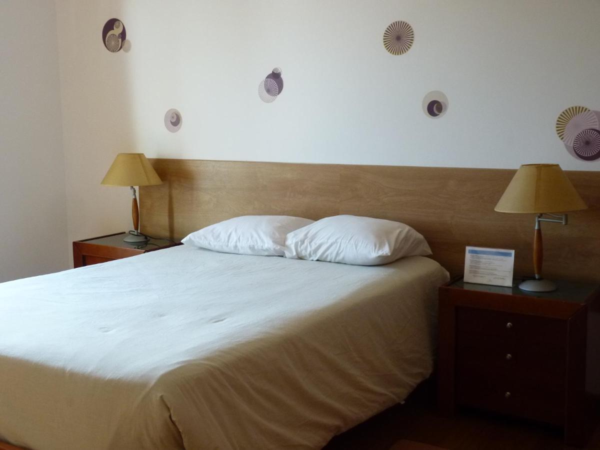 Ponta Delgada Azores Holidays House -B&B - Suites - Self Check-In Keyboard المظهر الخارجي الصورة