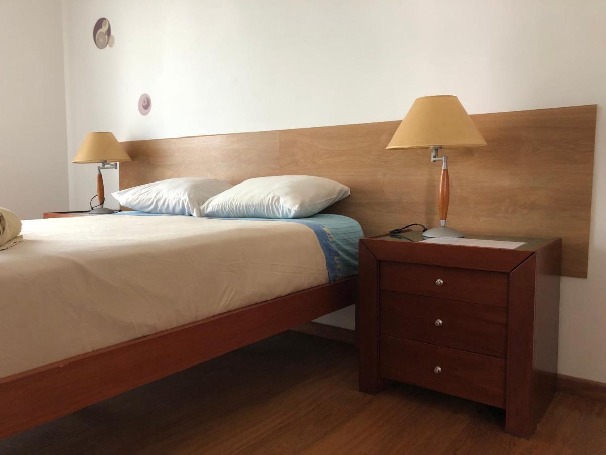 Ponta Delgada Azores Holidays House -B&B - Suites - Self Check-In Keyboard المظهر الخارجي الصورة