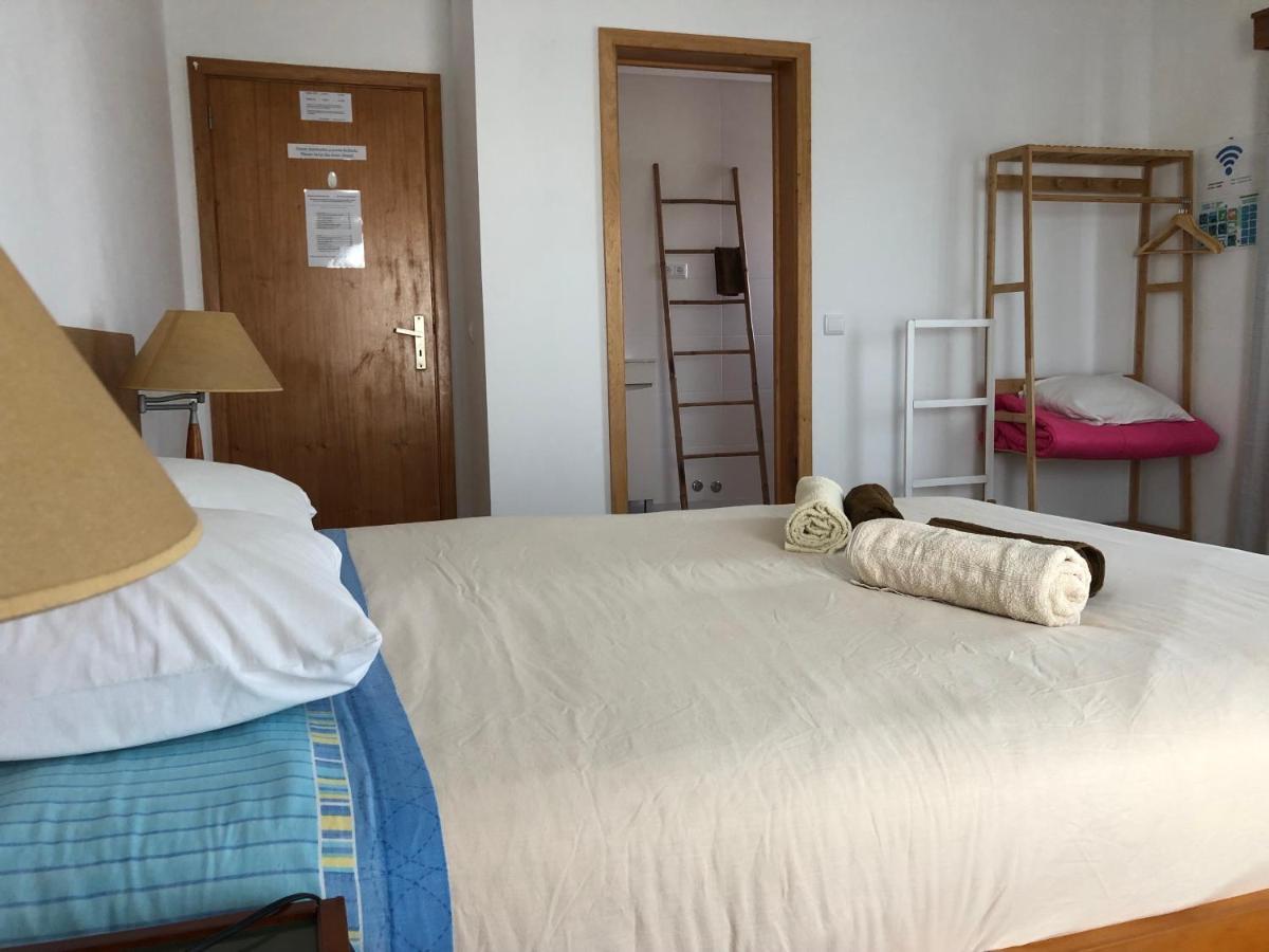 Ponta Delgada Azores Holidays House -B&B - Suites - Self Check-In Keyboard المظهر الخارجي الصورة