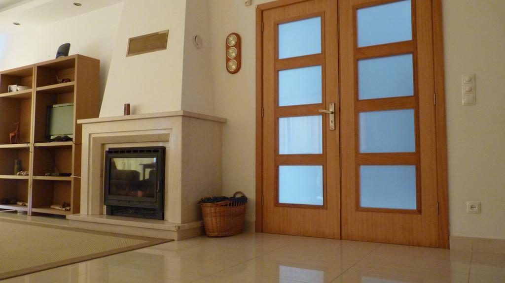 Ponta Delgada Azores Holidays House -B&B - Suites - Self Check-In Keyboard المظهر الخارجي الصورة
