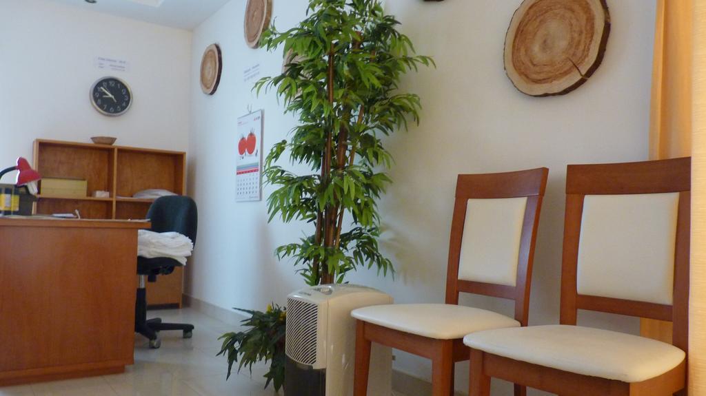 Ponta Delgada Azores Holidays House -B&B - Suites - Self Check-In Keyboard المظهر الخارجي الصورة