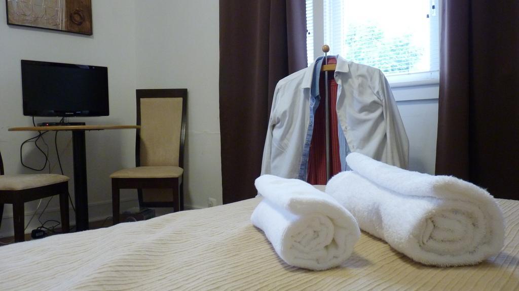 Ponta Delgada Azores Holidays House -B&B - Suites - Self Check-In Keyboard المظهر الخارجي الصورة